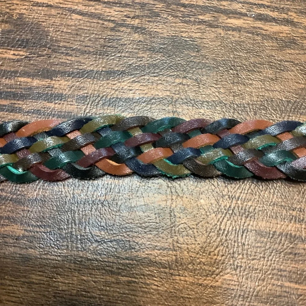 Vtg Multicolor Braided Leather Belt Women Small‎ Brass Buckle Woven Adjustable